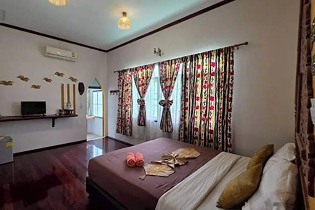 Superior King Bed